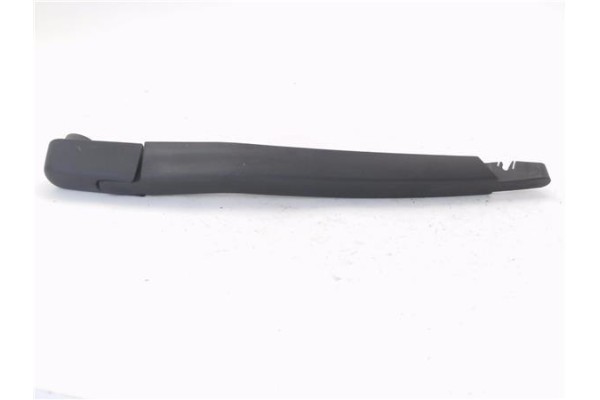 Recambio de brazo limpiaparabrisas trasero para opel corsa d 1.3 ´´111 years´´ referencia OEM IAM 80015317 55701469 