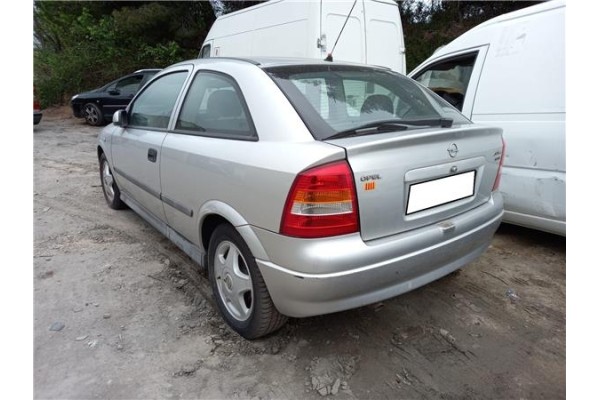 opel astra g berlina del año 1998