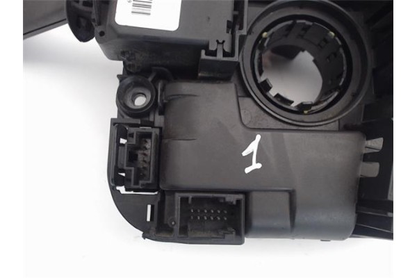 Recambio de mando de luces para bmw serie 1 berlina (e81/e87) referencia OEM IAM 01418372-05 LK  