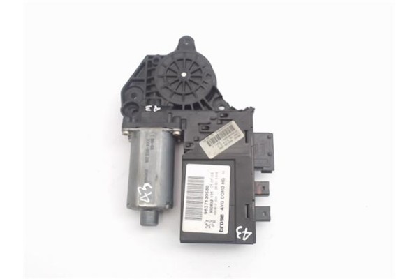 Recambio de motor elevalunas delantero izquierdo para peugeot 307 (s1) referencia OEM IAM (9637130580) (990186-200) 