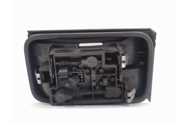 Recambio de piloto porton trasero izquierdo para citroen xantia berlina referencia OEM IAM   