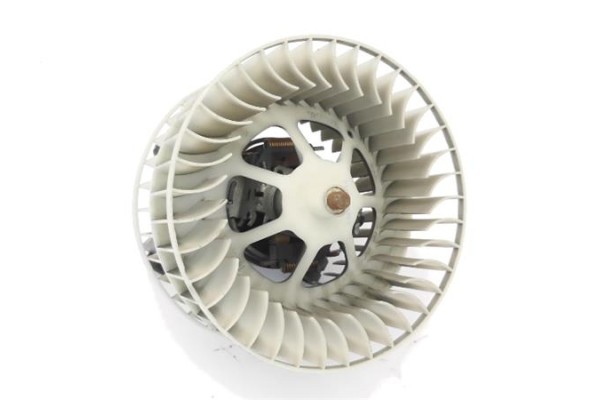 Recambio de motor calefaccion para mercedes-benz clase a (bm 168) 1.9 190 (168.032) referencia OEM IAM A1688200542  
