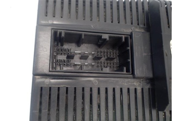 Recambio de conmutador luces para bmw serie 3 berlina (e46) 2.0 320d referencia OEM IAM 61316907947  