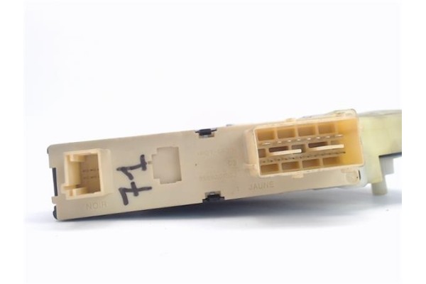 Recambio de motor elevalunas delantero izquierdo para citroen c4 berlina referencia OEM IAM (9647441480) (996385-103) 