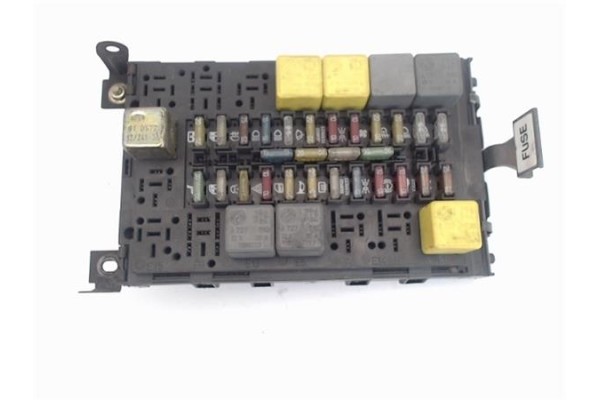 Recambio de caja fusibles/rele para fiat coupe (175) 1.8 16v referencia OEM IAM 46306735  