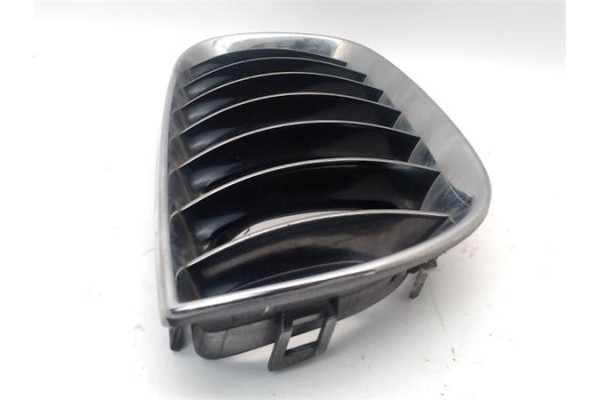 Recambio de rejilla paragolpes delantero derecha para bmw serie x3 (e83) 3.0d referencia OEM IAM 51133402910  