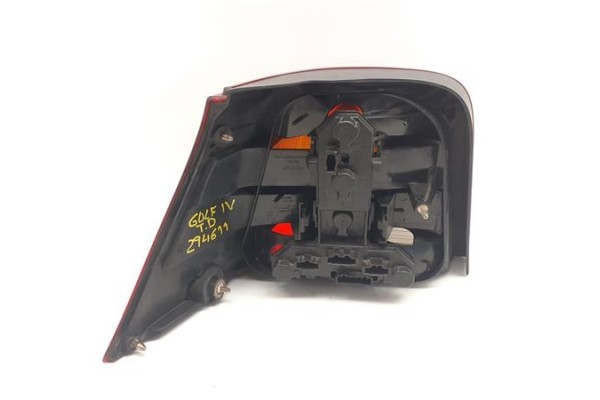 Recambio de piloto trasero derecho para volkswagen golf iv berlina (1j1) 1.9 tdi referencia OEM IAM 1J6945095S 2209127 1J9945096