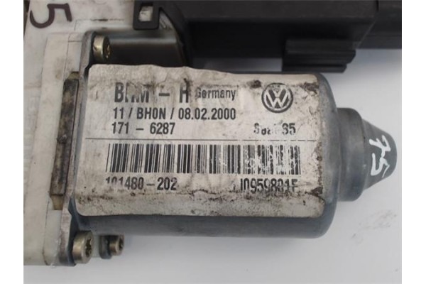 Recambio de motor elevalunas delantero izquierdo para seat leon (1m1) referencia OEM IAM (1J0959801F)  