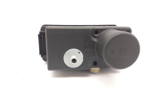 Recambio de compresor cierre centralizado para volkswagen golf iii (1h1) 1.6 referencia OEM IAM 1H0962257G  
