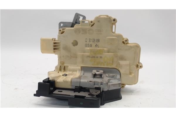 Recambio de cierre electromagnetico trasero izquierdo para volkswagen passat berlina (3c2) 2.0 tdi 16v referencia OEM IAM 3C1837