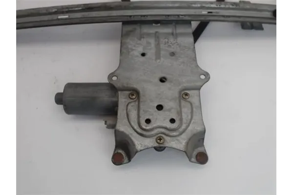 Recambio de mecanismo elevalunas delantero derecho para citroen xsara picasso 2.0 hdi referencia OEM IAM 0130821762  