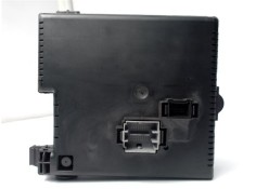 Recambio de caja fusibles/rele para volvo s60 berlina 2.4 referencia OEM IAM 8676391 12217799 