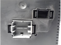 Recambio de caja fusibles/rele para volvo s60 berlina 2.4 referencia OEM IAM 8676391 12217799 