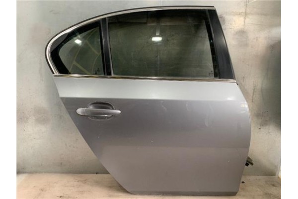 Recambio de puerta trasero derecha para bmw serie 5 berlina (e60) 520d referencia OEM IAM   