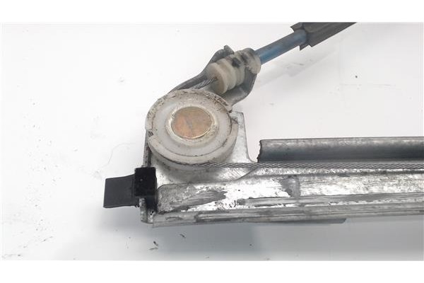 Recambio de mecanismo elevalunas trasero derecho para citroen xsara picasso referencia OEM IAM 9637090880  