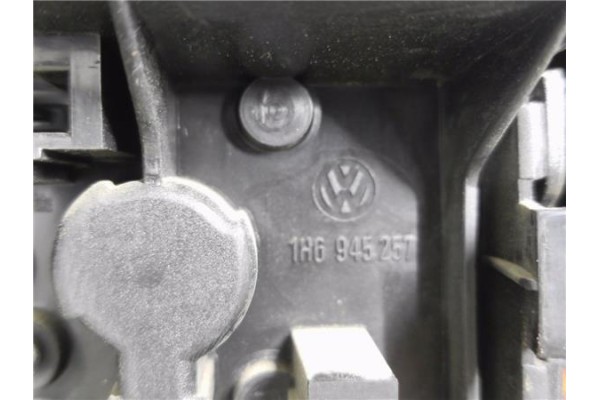 Recambio de piloto trasero derecho para volkswagen golf iii (1h1) 1.6 referencia OEM IAM 1H6945257 E4 