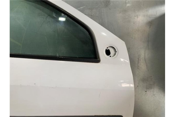 Recambio de puerta delantero derecha para dacia logan 1 1.6 prestige referencia OEM IAM   