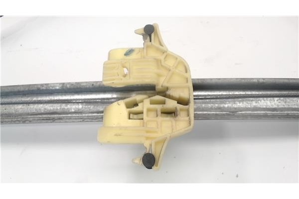Recambio de mecanismo elevalunas trasero derecho para citroen xsara picasso referencia OEM IAM 9637090880  