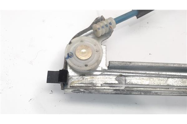 Recambio de mecanismo elevalunas trasero derecho para citroen xsara picasso referencia OEM IAM 9637090880  
