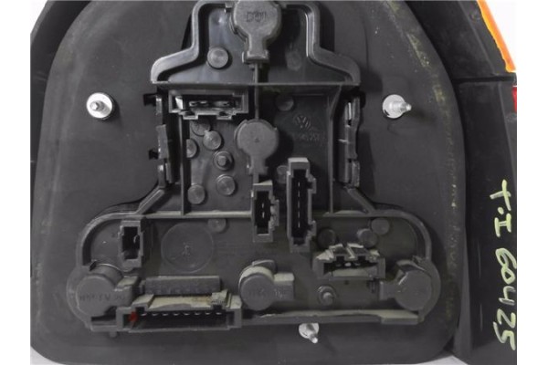 Recambio de piloto trasero izquierdo para volkswagen golf iii (1h1) 1.6 referencia OEM IAM 1H6945257 E413837 