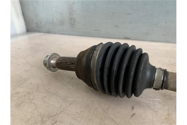 Recambio de palier delantero derecho para ford fiesta vi 1.25 referencia OEM IAM 8V513B436AAF  