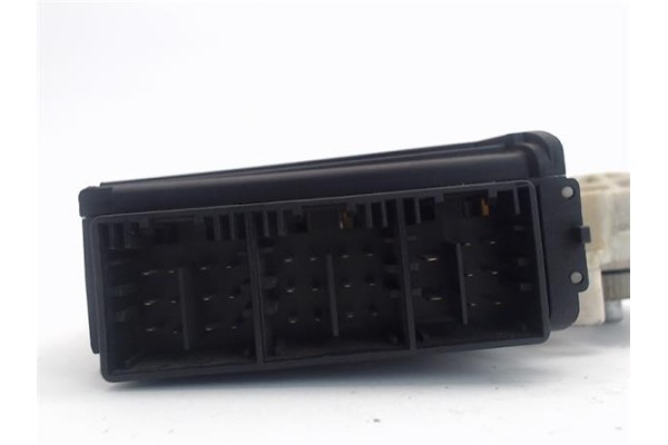 Recambio de motor elevalunas delantero izquierdo para seat ibiza (6l1) referencia OEM IAM (6Q2959802A) (104379-101) 6Q2959802A ,