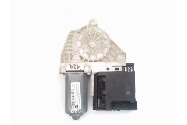 Recambio de motor elevalunas delantero izquierdo para seat leon (1p1) referencia OEM IAM (1T0959701AG) (3C0959793A) (1P0837401N)