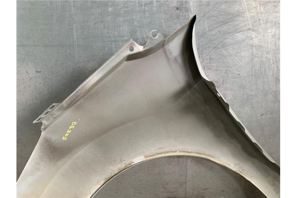 Recambio de aleta delantero derecha para ford fiesta vi 1.25 referencia OEM IAM C1BBA16015AA  