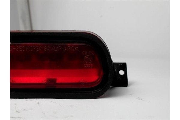 Recambio de luz central de freno para kia sorento (bl) 2.5 crdi referencia OEM IAM 927003E0  