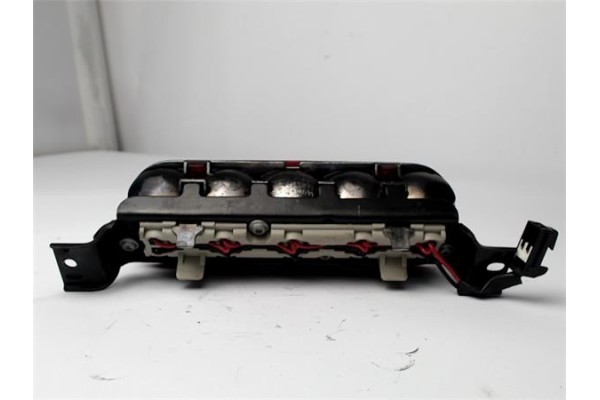 Recambio de luz central de freno para kia sorento (bl) 2.5 crdi referencia OEM IAM 927003E0  