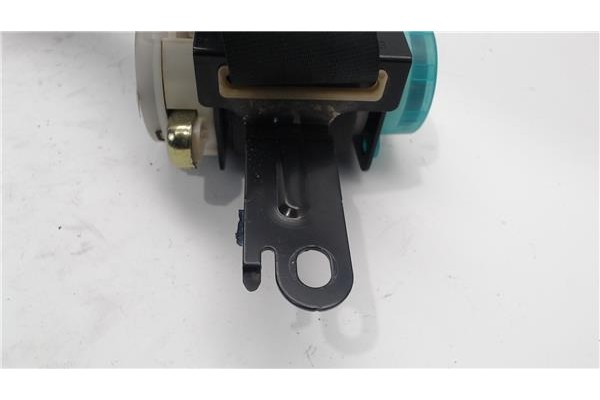 Recambio de cinturon seguridad delantero derecho para mazda 2 (b2w) 1.6 referencia OEM IAM DD1057L30  