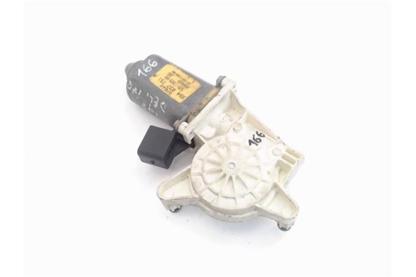 Recambio de motor elevalunas delantero izquierdo para volkswagen passat berlina (3b3) referencia OEM IAM (3B4837751A) (3B1/1J195