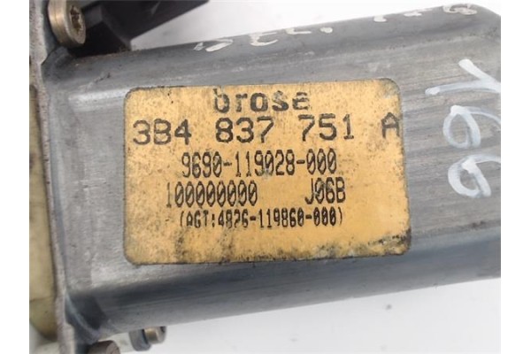 Recambio de motor elevalunas delantero izquierdo para volkswagen passat berlina (3b3) referencia OEM IAM (3B4837751A) (3B1/1J195