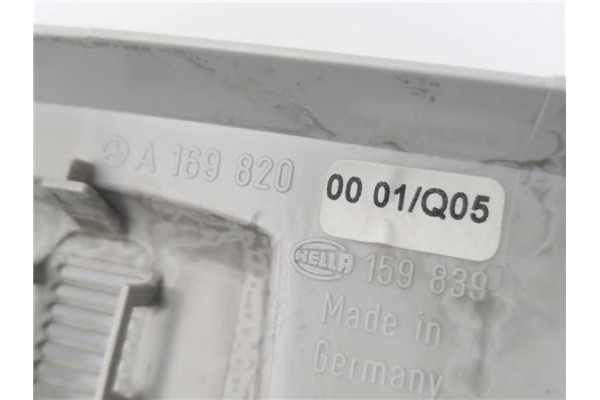 Recambio de luz delantero central techo para mercedes-benz clase a (bm 169) 1.7 a 170 (169.032) referencia OEM IAM A16982000017H