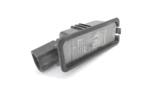 Recambio de piloto matricula trasero derecho para volkswagen polo v (6r1) 1.4 advance referencia OEM IAM 1K8943021  