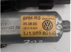 Recambio de motor elevalunas delantero izquierdo para volkswagen golf iv berlina (1j1) referencia OEM IAM 1J1959801C 0130821765 