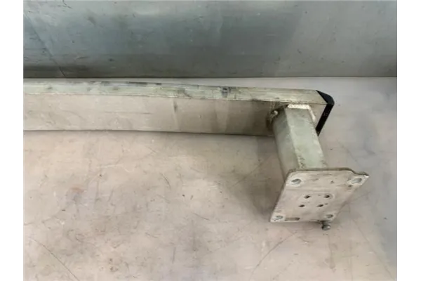 Recambio de refuerzo paragolpes para citroen jumpy furgón 2.0 hdi 120 referencia OEM IAM 7414RG  
