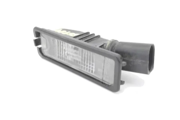 Recambio de piloto matricula trasero izquierdo para volkswagen polo v (6r1) 1.4 advance referencia OEM IAM 1K8943021  