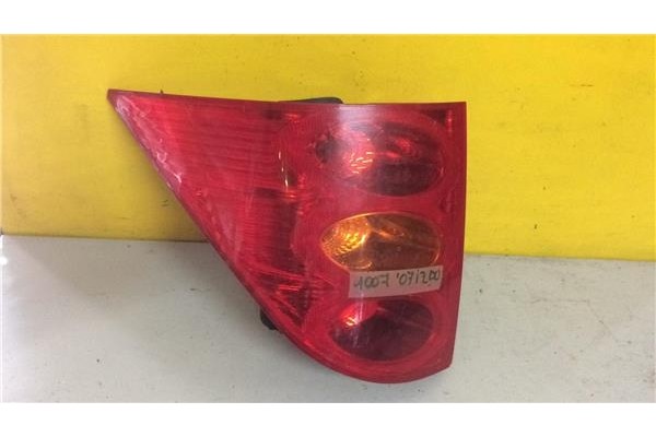 Recambio de piloto trasero izquierdo para peugeot 1007 1.4 dolce referencia OEM IAM 9646116880  