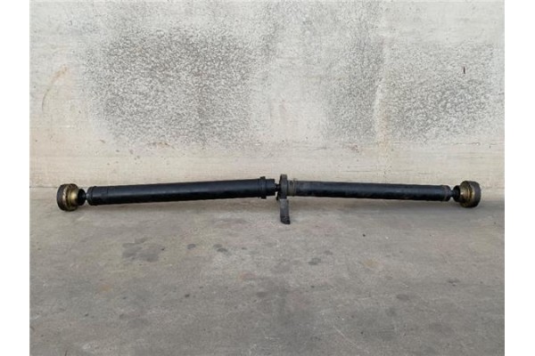 Recambio de cardan trasero para audi a4 berlina (8e) referencia OEM IAM 8R0521101D 1560005 8R0521101B , AUDI | 8R0521101E , AUDI