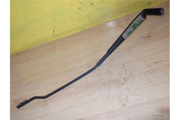 Recambio de brazo limpiaparabrisas delantero derecho para seat toledo (1m2) 1.8 20v referencia OEM IAM 1M1955410C  
