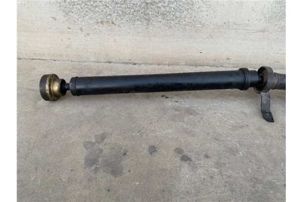Recambio de cardan trasero para audi a4 berlina (8e) referencia OEM IAM 8R0521101D 1560005 8R0521101B , AUDI | 8R0521101E , AUDI