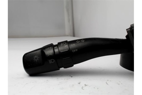 Recambio de mando intermitencia para kia sorento (bl) 2.5 crdi referencia OEM IAM 934103E010  