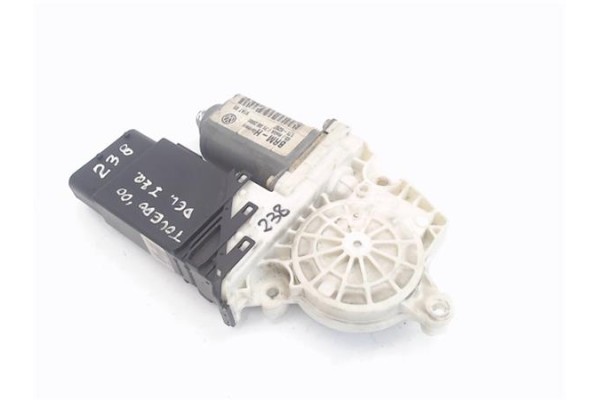 Recambio de motor elevalunas delantero izquierdo para seat toledo (1m2) referencia OEM IAM (1J0959801F) (9776101432-203) 