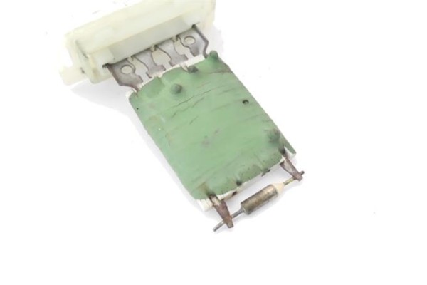 Recambio de resistencia calefaccion para mercedes-benz clase a (bm 168) 1.9 190 (168.032) referencia OEM IAM A1688200297  