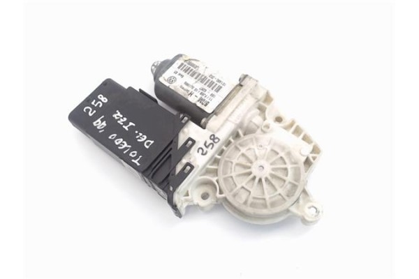 Recambio de motor elevalunas delantero izquierdo para seat toledo (1m2) referencia OEM IAM (1J0959801F) (9776101432-203)  