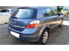 opel astra h berlina del año 2004