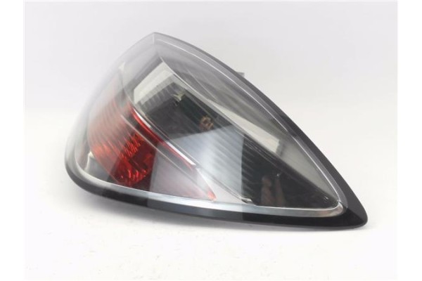 Recambio de piloto trasero derecho para opel astra h gtc 1.6 referencia OEM IAM 1222118 24451834 