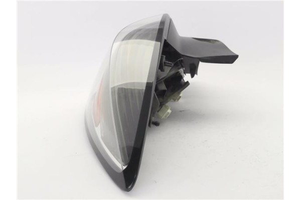 Recambio de piloto trasero derecho para opel astra h gtc 1.6 referencia OEM IAM 1222118 24451834 