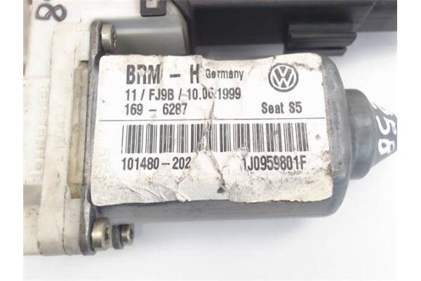 Recambio de motor elevalunas delantero izquierdo para seat toledo (1m2) referencia OEM IAM (1J0959801F) (9776101432-203)  
